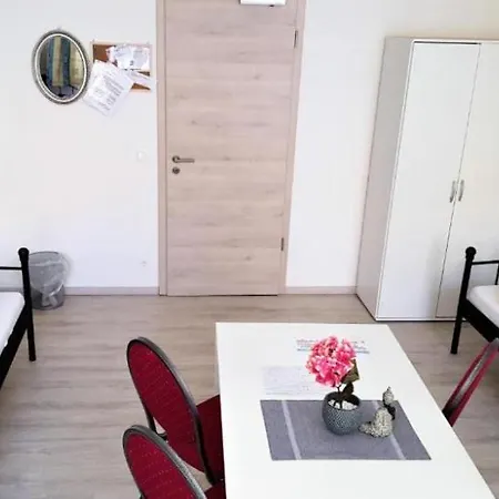 Homestay Nuernberg דירה נירנברג